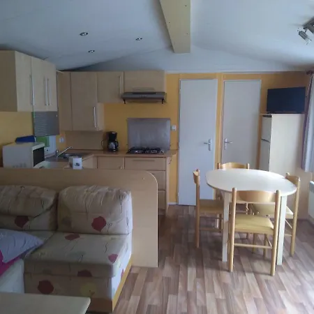 Les Lupins Campingplatz 3*